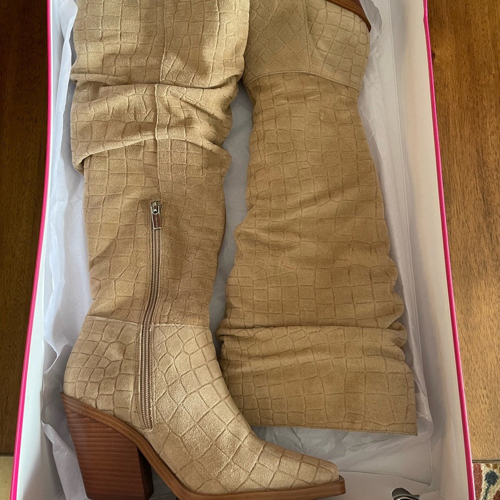 Vince Camuto boots